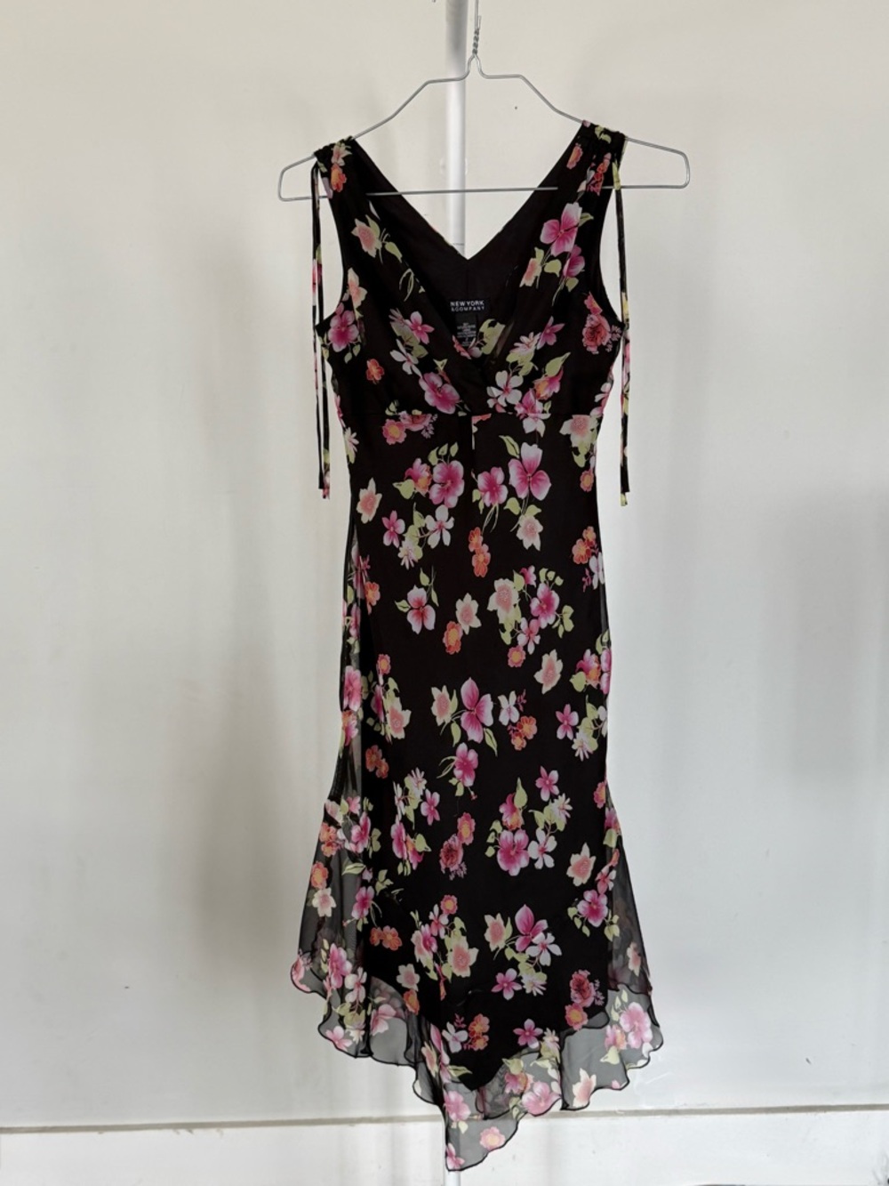 Vintage New York & Company black floral midi dress